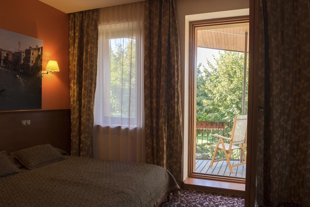 Pazaislis Park Hotel Kaunas Dış mekan fotoğraf