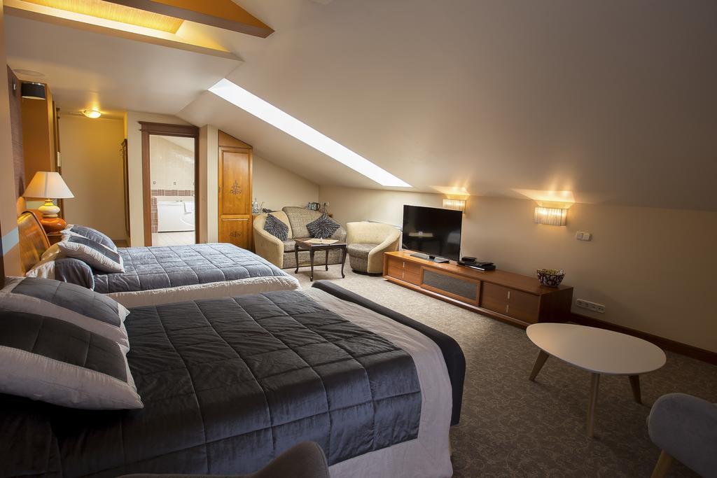 Pazaislis Park Hotel Kaunas Dış mekan fotoğraf