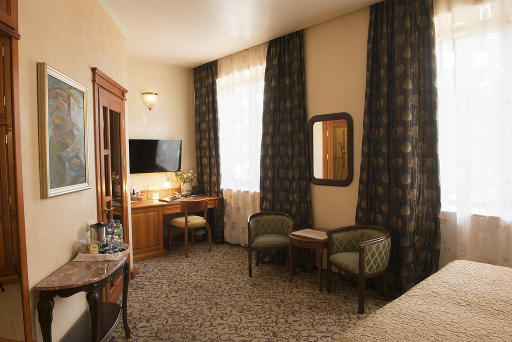 Pazaislis Park Hotel Kaunas Dış mekan fotoğraf